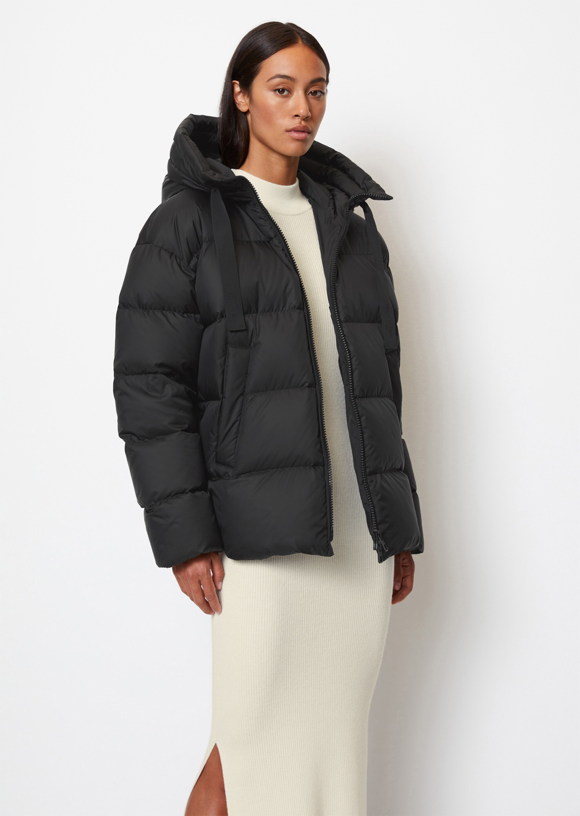 Puffer-Daunenjacke relaxed mit seitlichen Knopfleisten