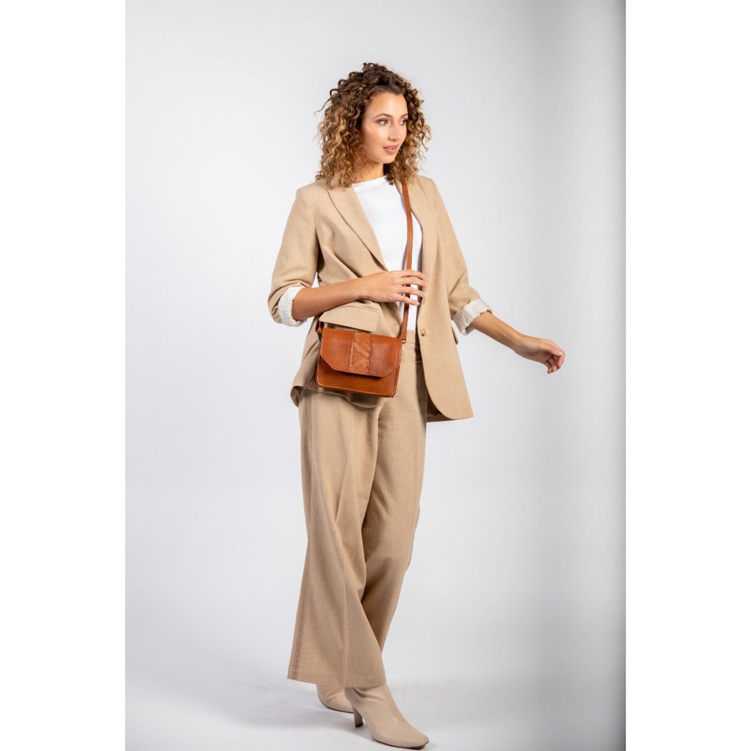 Chabo Roxy All in One camel