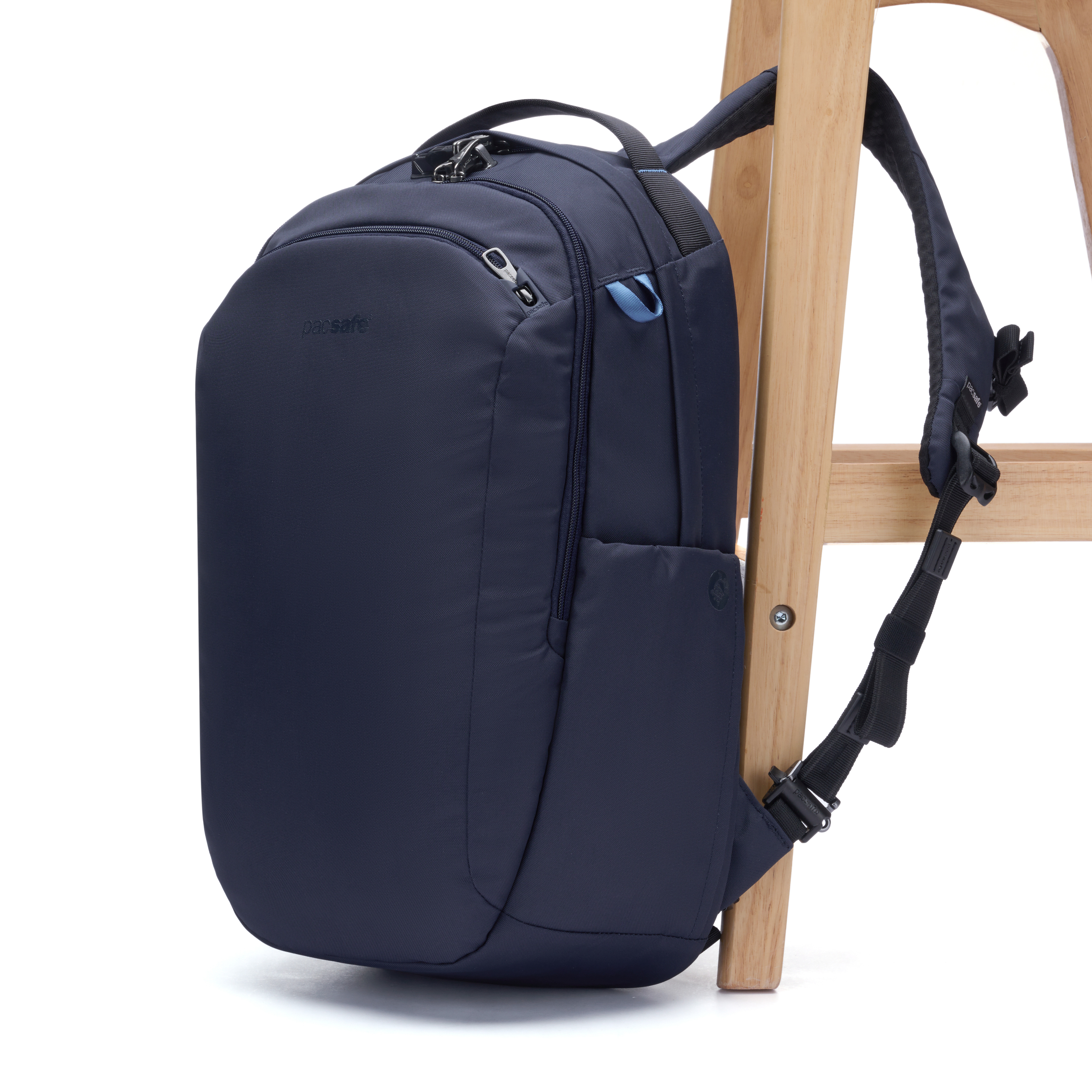 V 26L Tour Backpack