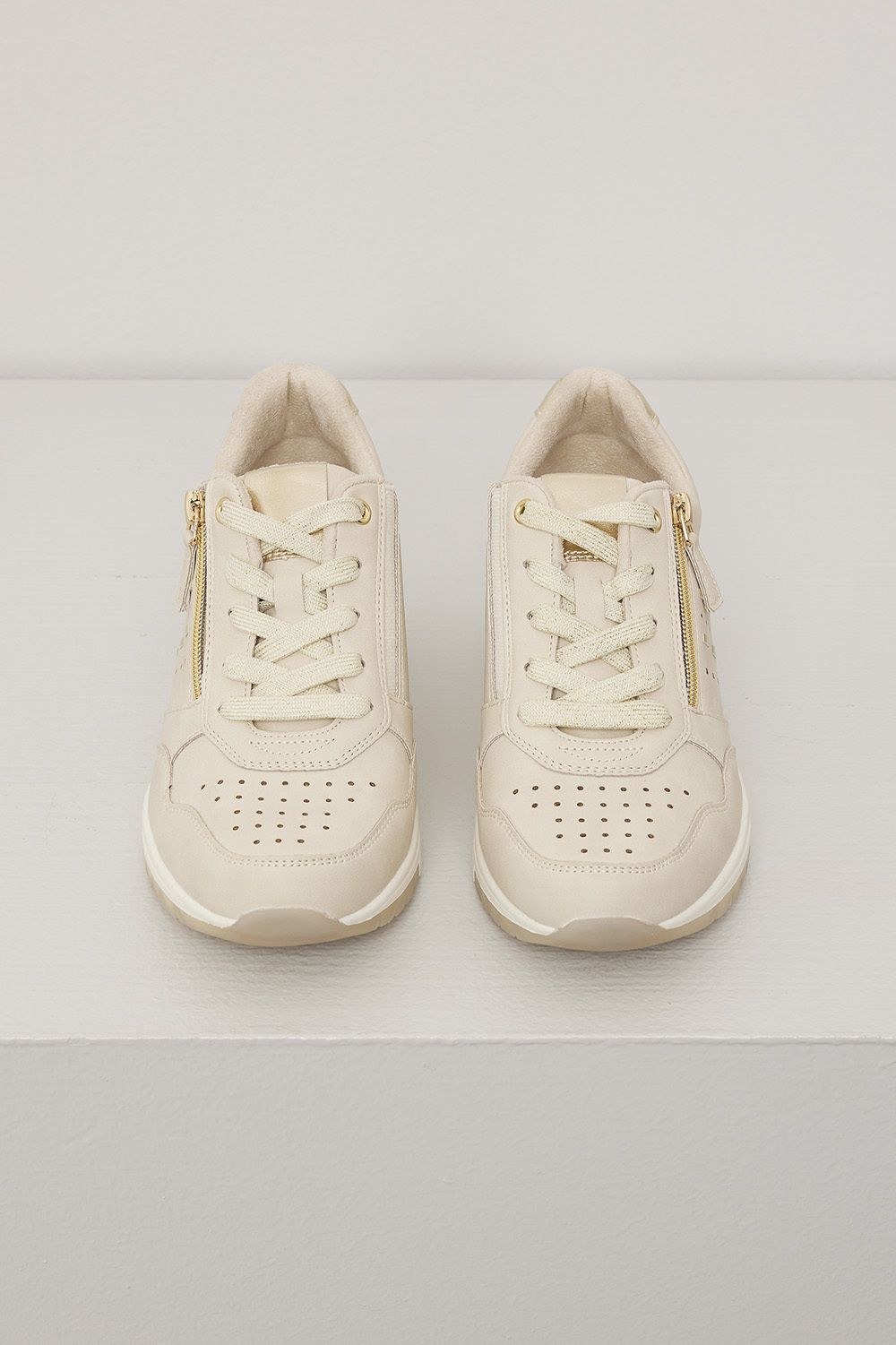 Sneaker Gunn