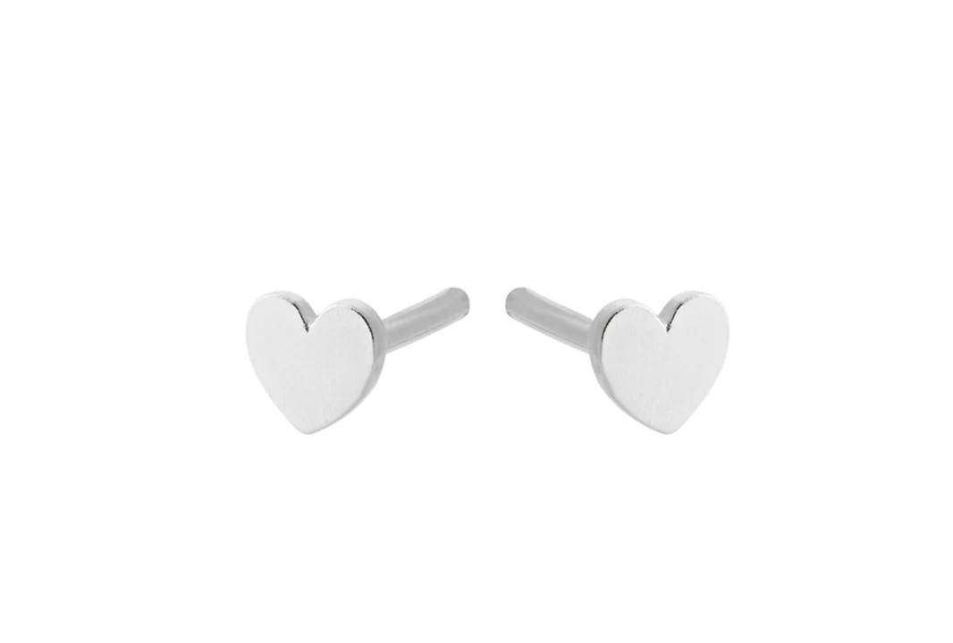 Pernille Corydon  Mini Heart ørestikker - sølv