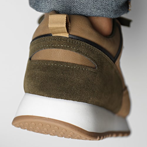 Baskets Camel