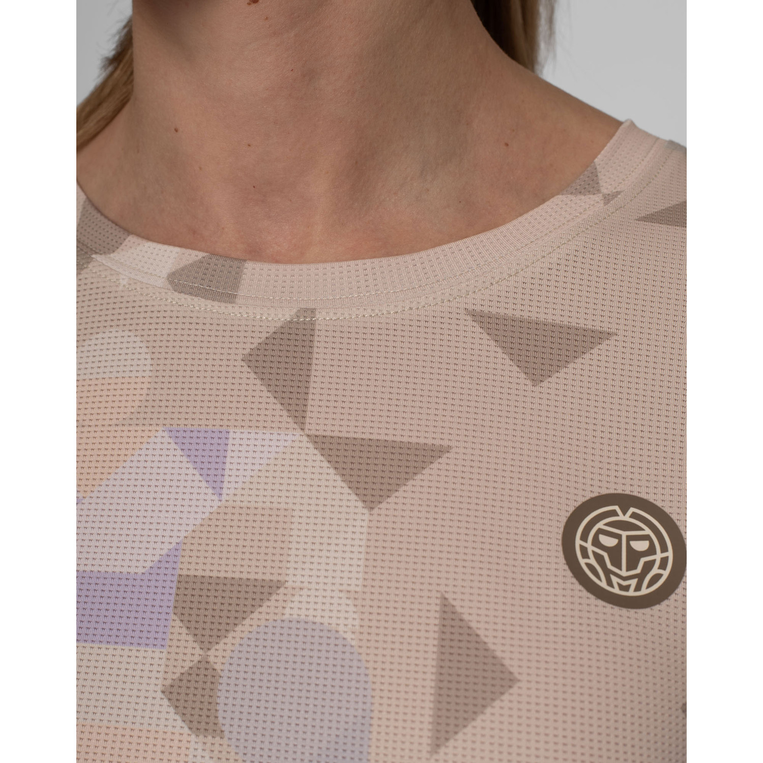 Bidi Badu Paris Capsleeve