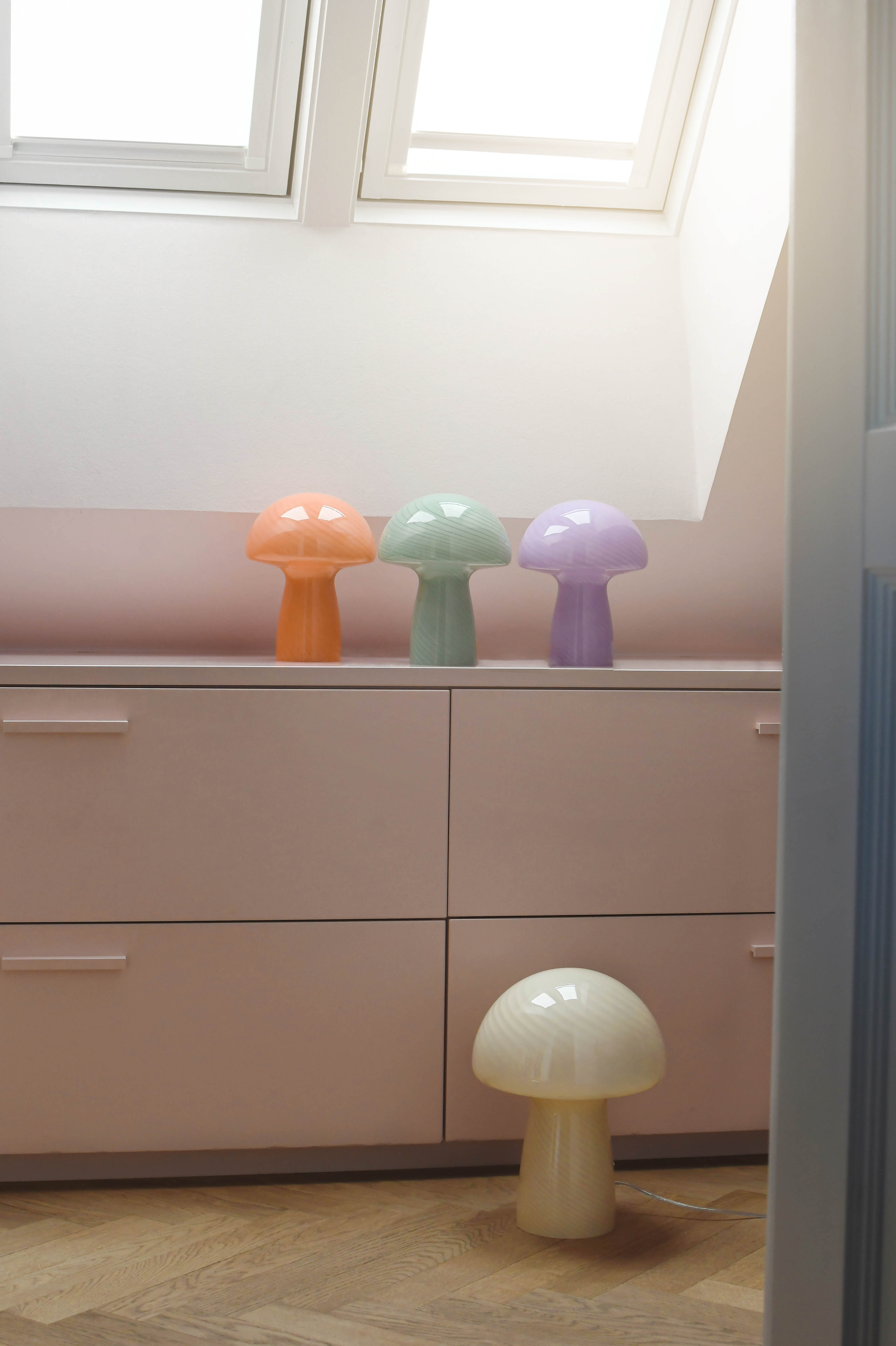 Bahne Interior  Mushroom bordlampe, mint - H23 cm.