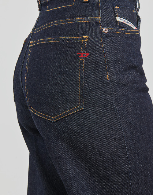Diesel - 2000 - Bleu