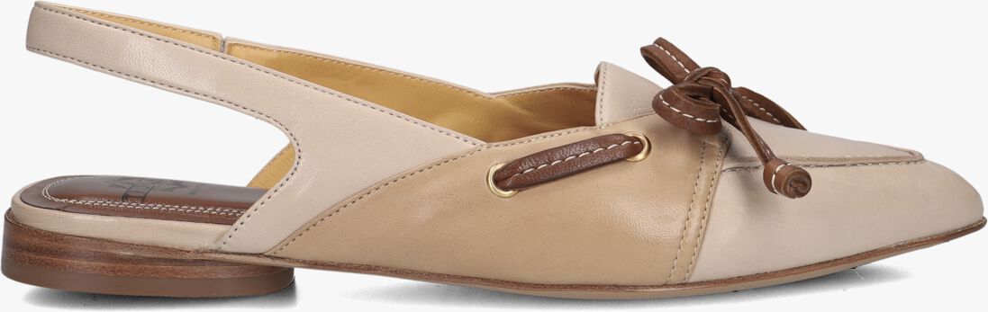 beige truman's instappers 4334