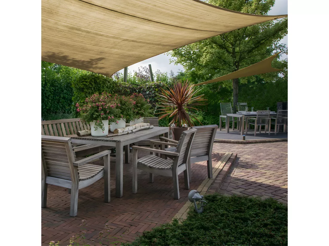 Tente Voile Parasol Triangulaire Polyéthylène Filtre UV 3x3x3