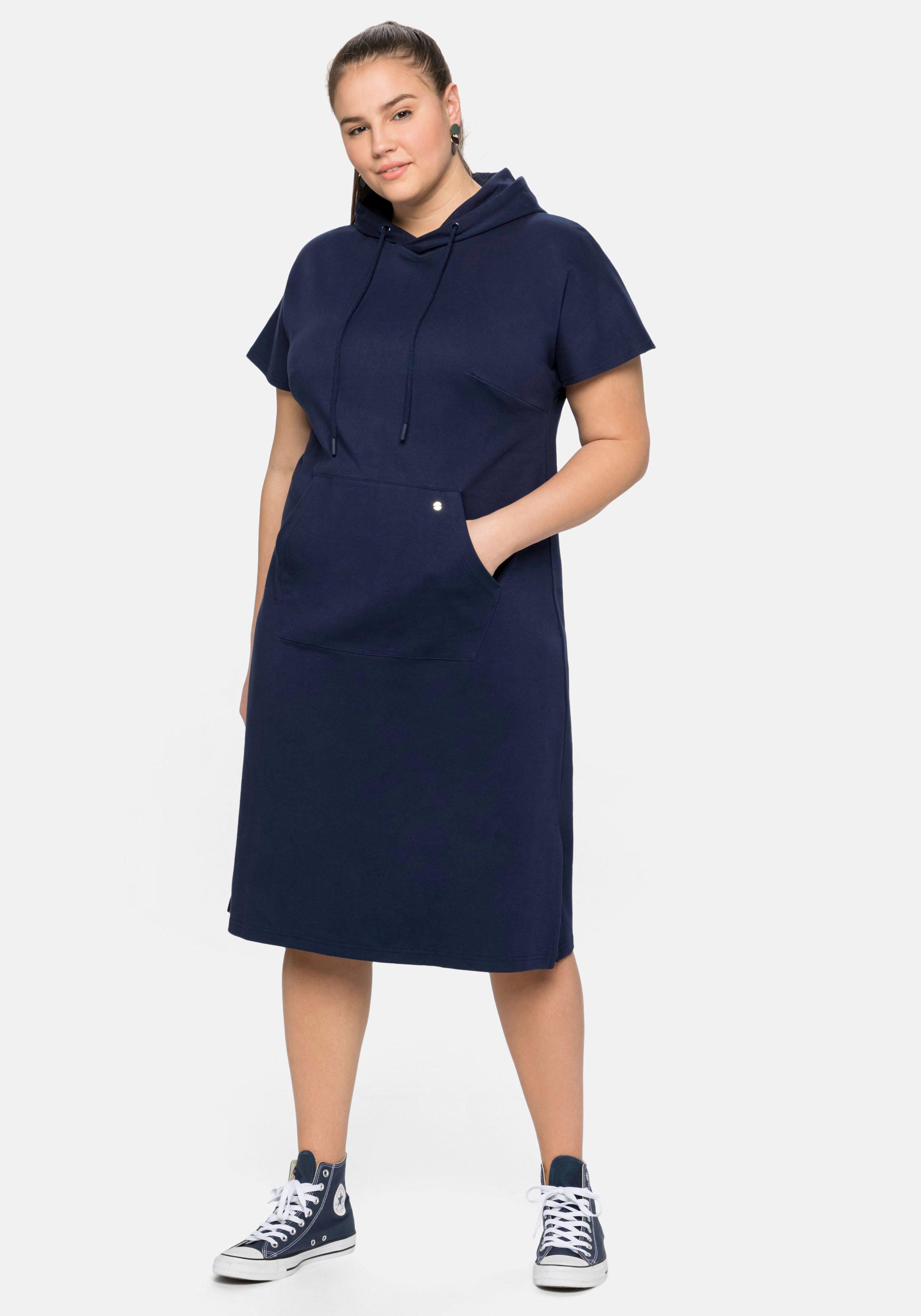 Shirtkleid mit Kapuze und Kängurutasche