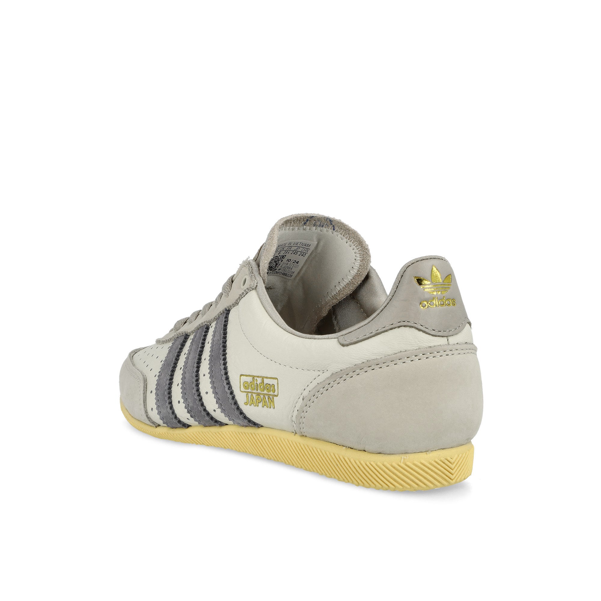 adidas<br>Japan W