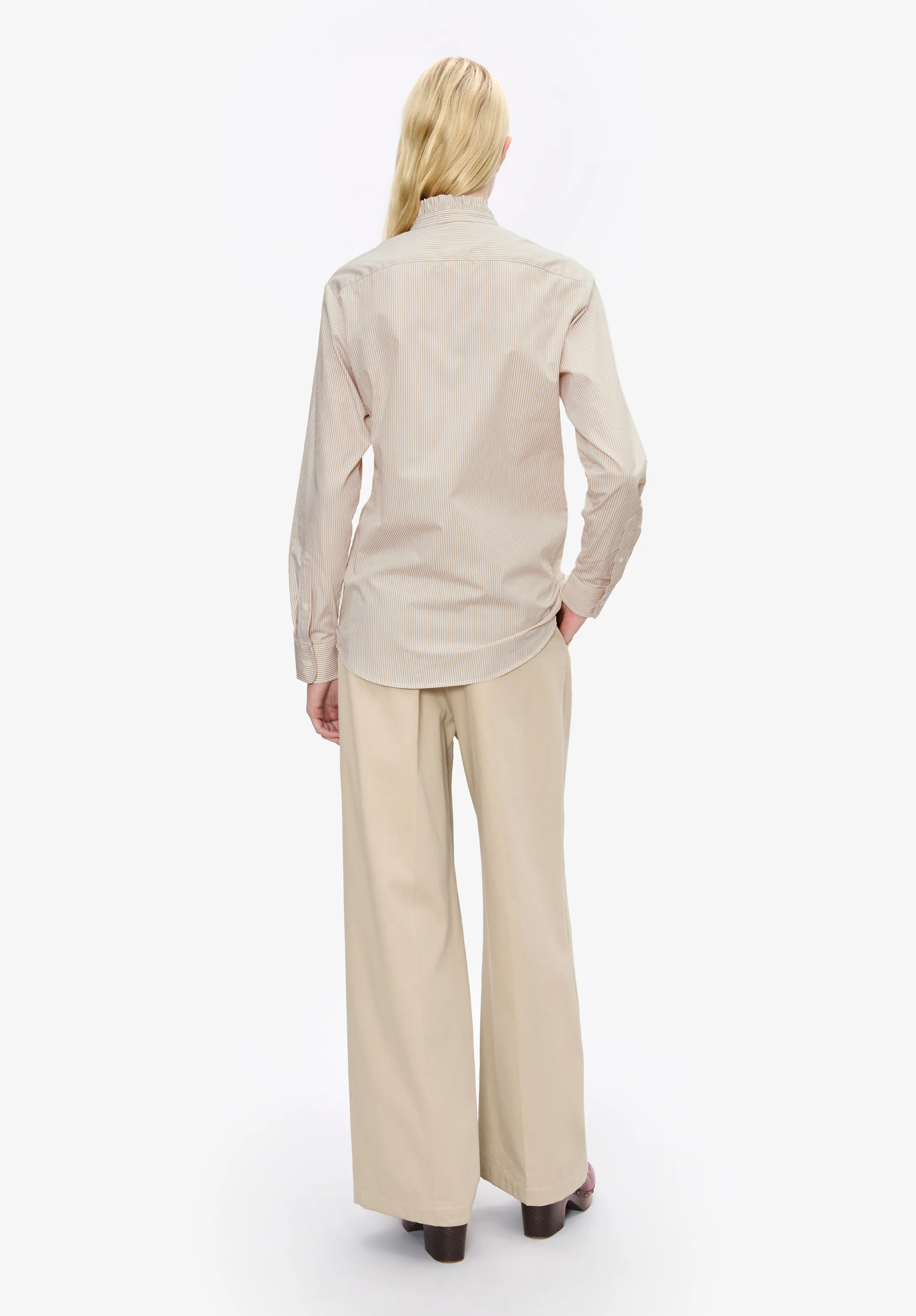 Blouse rayée col à volant - Beige
