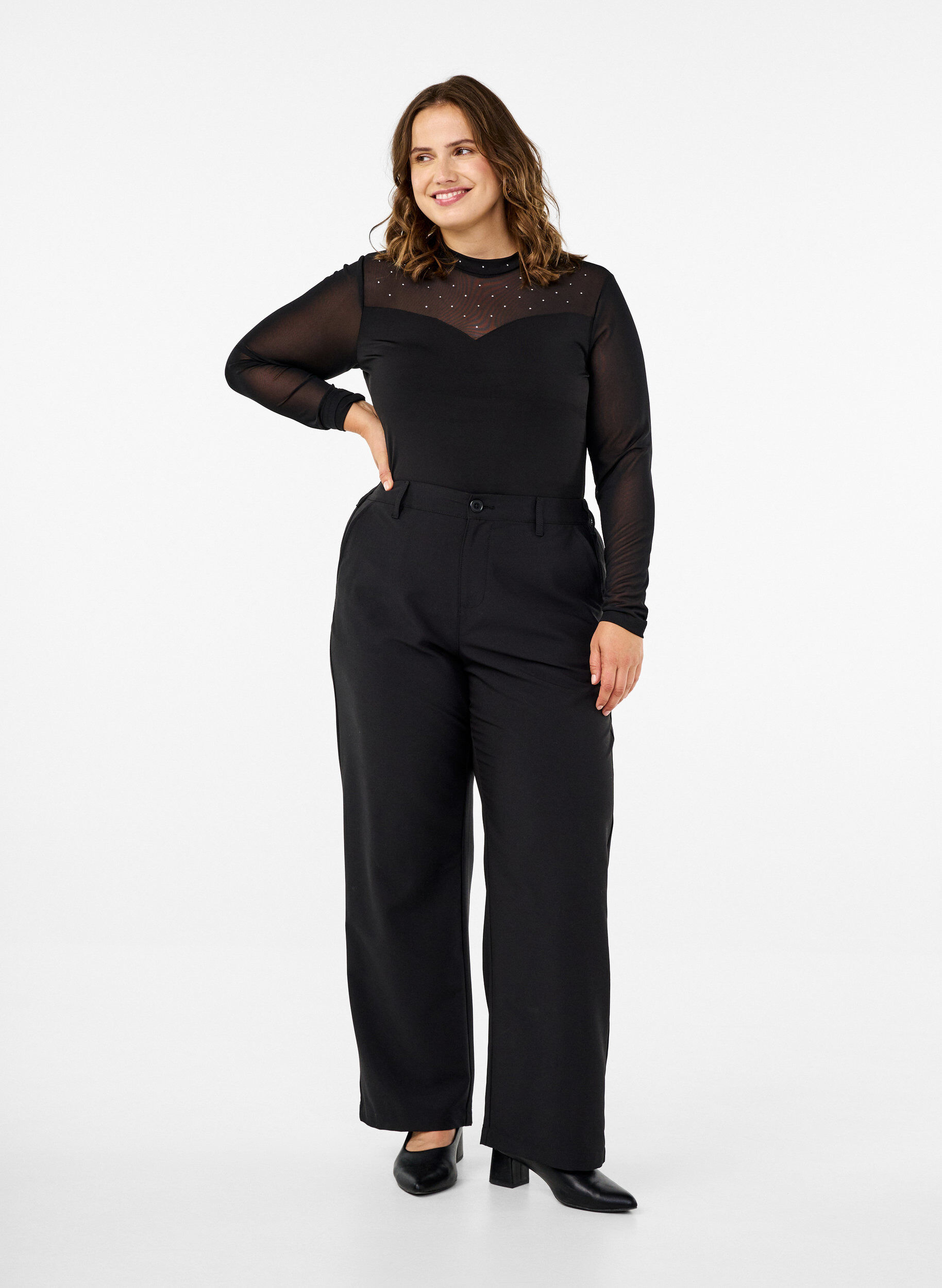 Bodystocking med nitter og lange mesh ærmer