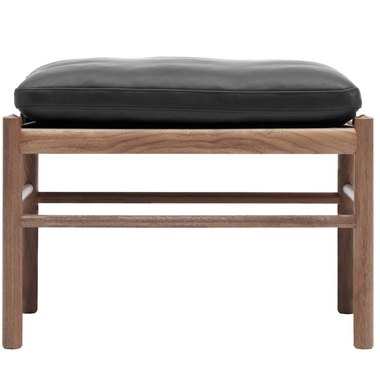 Carl Hansen & Son OW149F Colonial Ottoman geolied walnoot Thor 301