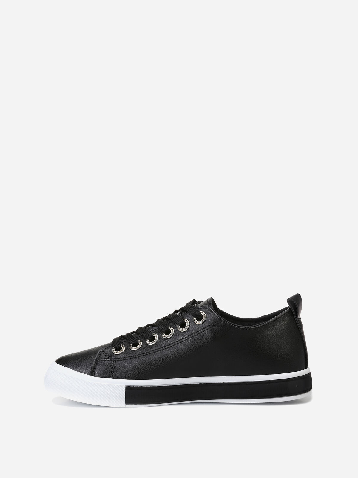 Baskets avec oeillets strassés- Noir