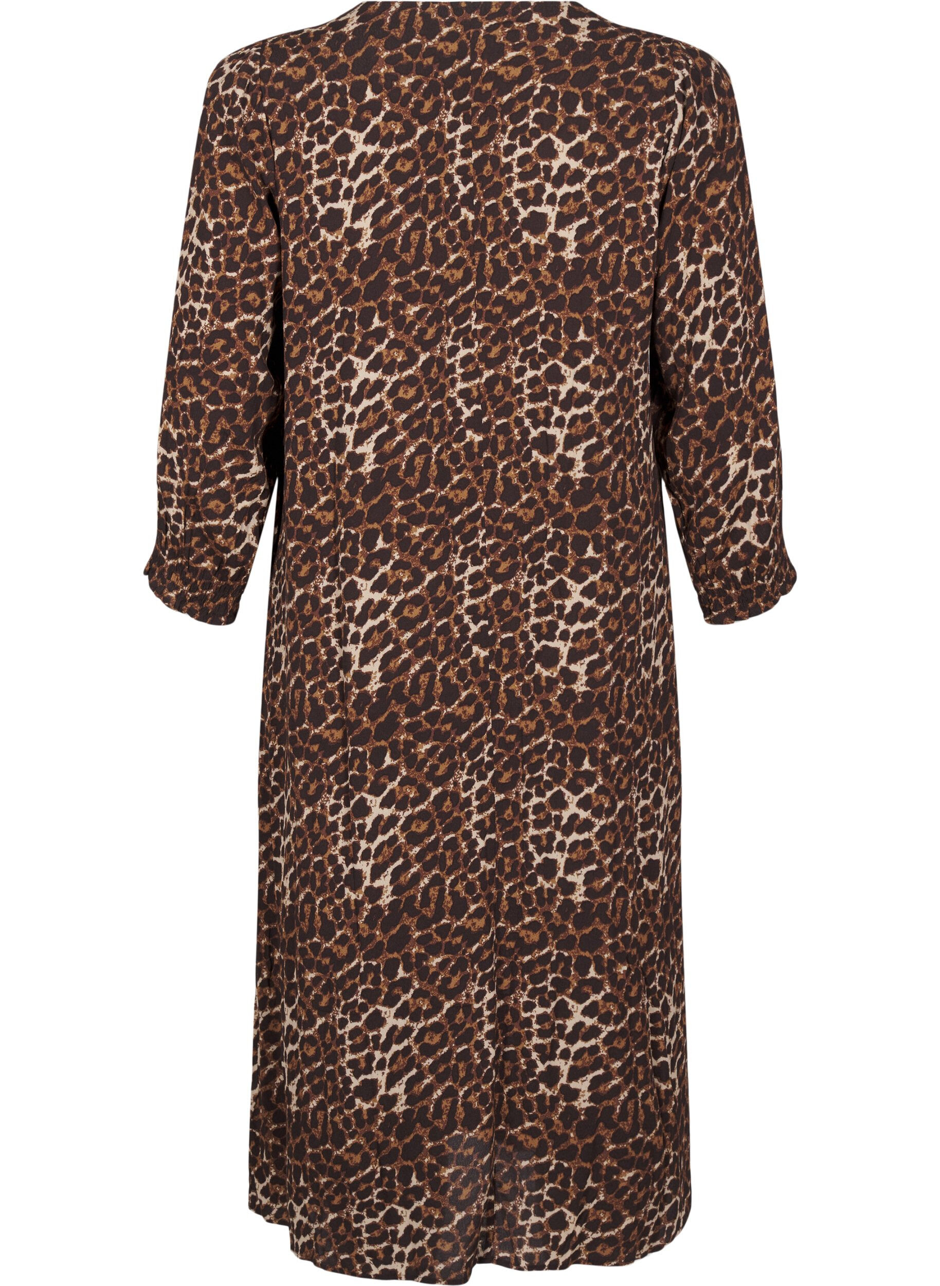 Lang kjole med leopardprint og 3/4 ærmer
