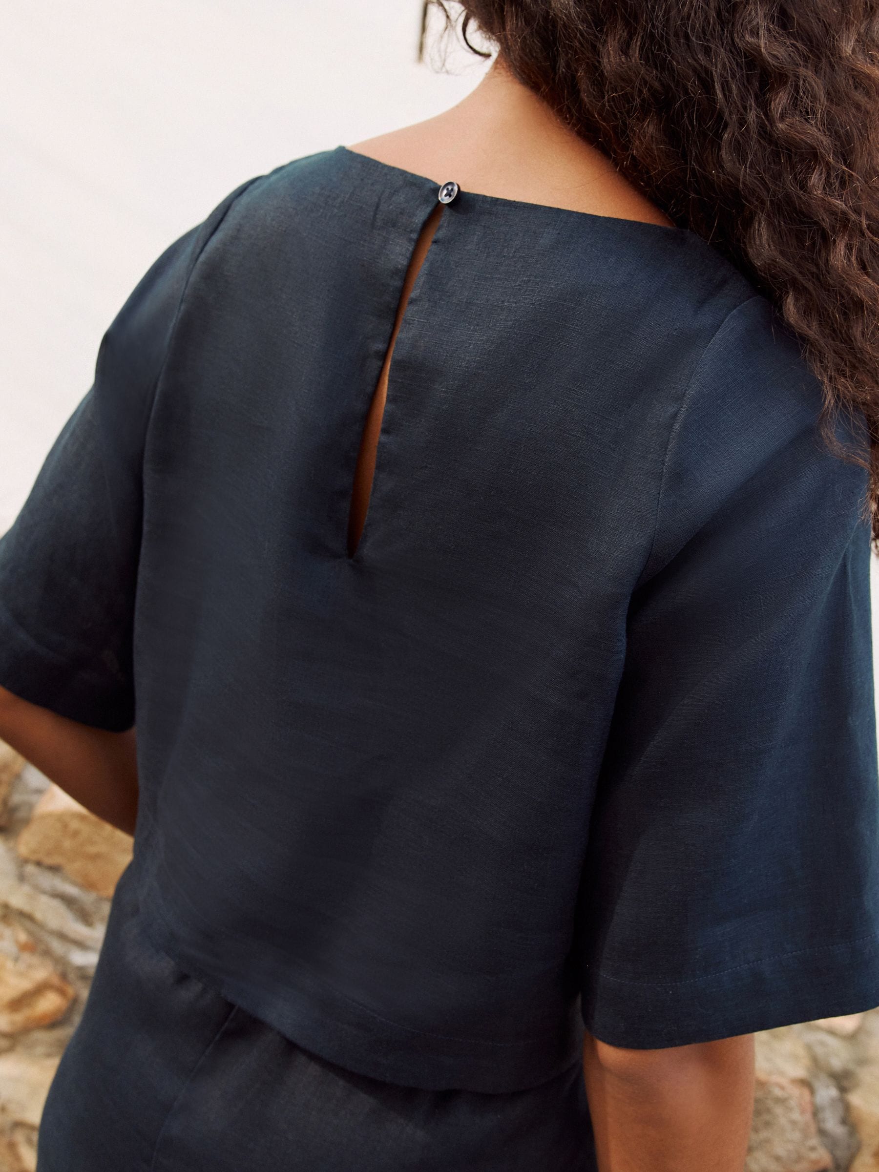 Marineblauw - 100% Linnen top met korte mouwen