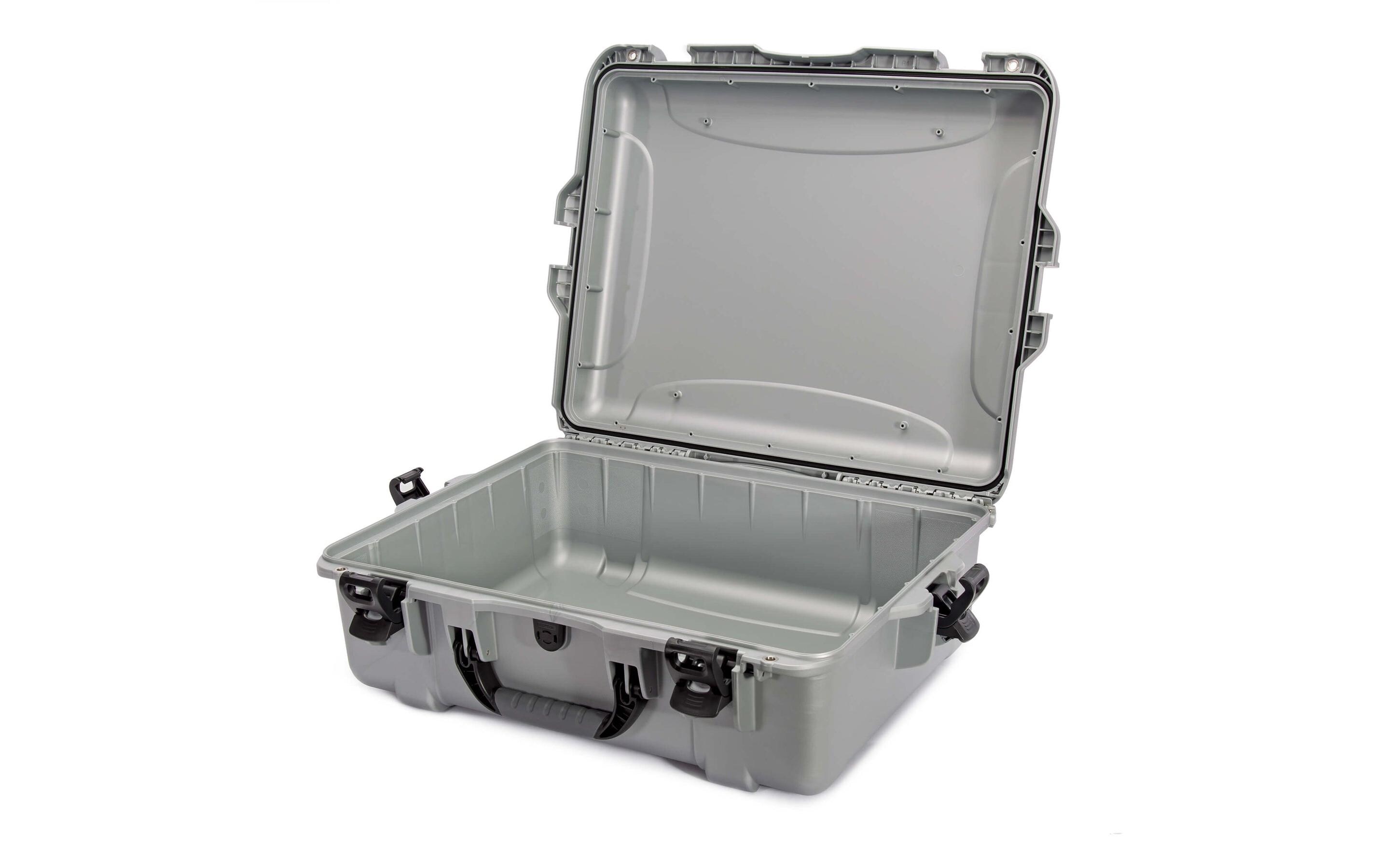 Kunststoffkoffer 945 - leer Silber<br>Leichter, wasserdichter und robuster Hartschalenkoffer