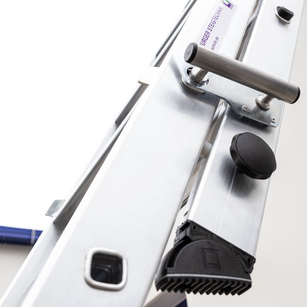 MUNK-trapladder met nivelleringsrail, 2-delig, 2x9 treden