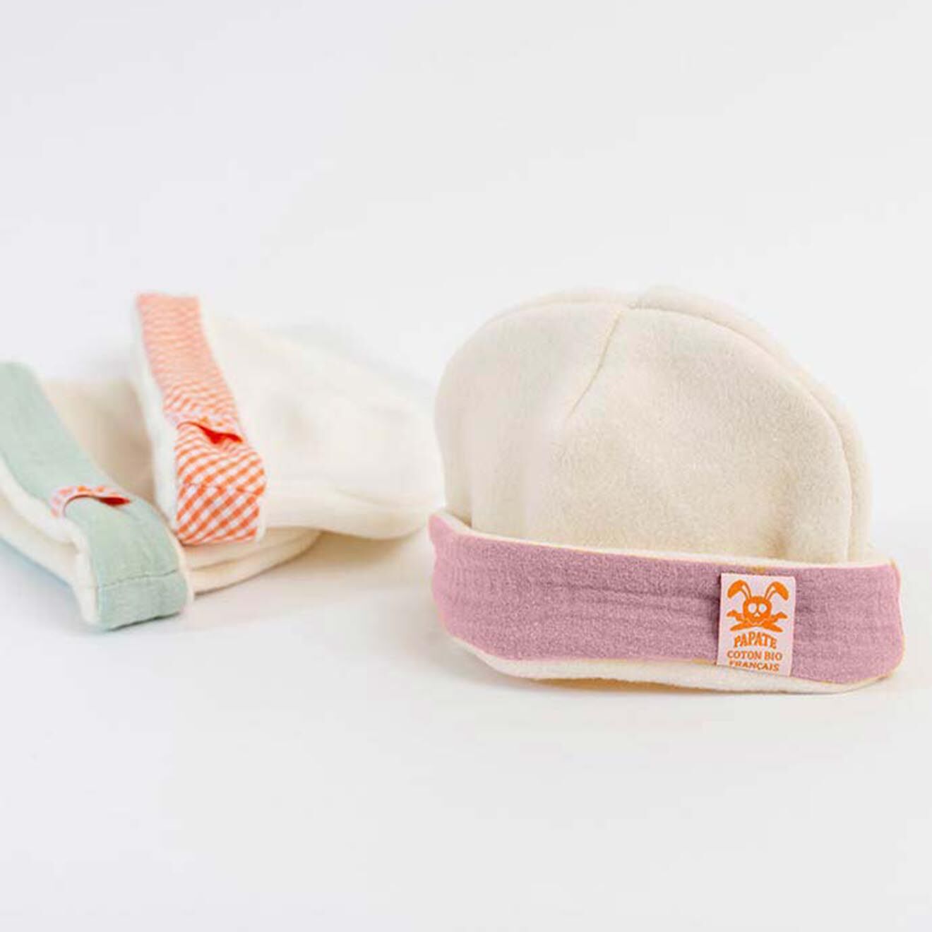 Papate Bonnet de Naissance en Coton Bio blanc/rose - 20x12 cm