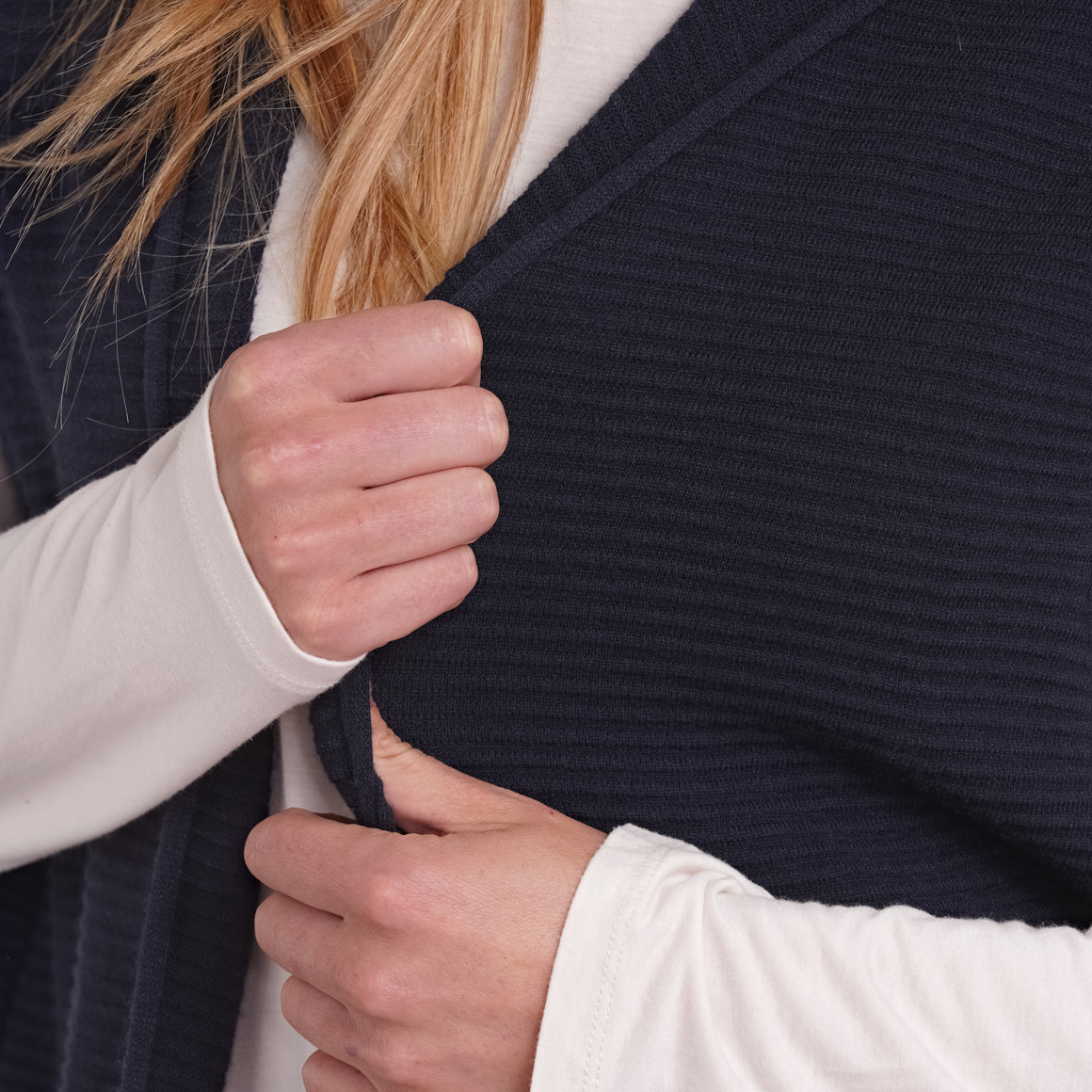 Gina Benotti Damen Strickweste mit Schriftzug dunkelblau