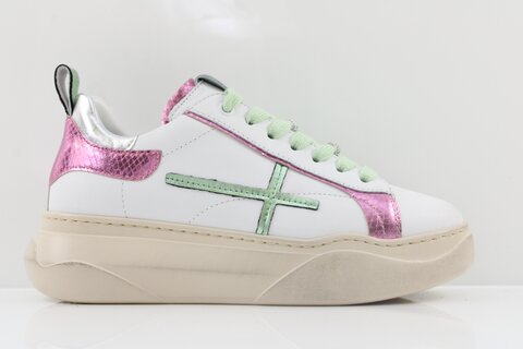 GIO+ Sneaker