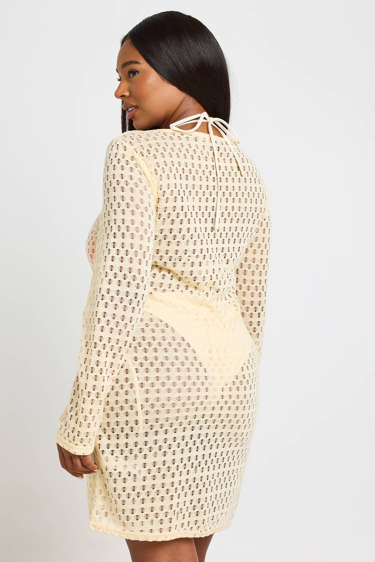boohoo Robe De Plage Grande Taille Avec Détail Anneau En O