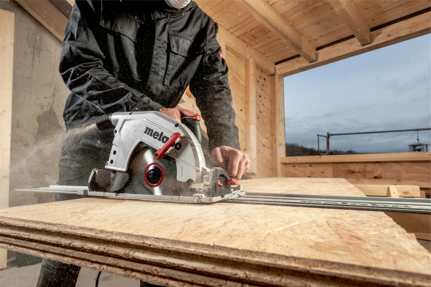 Metabo KS 85 FS Cirkelzaag incl. geleiderail - 2000W - 235mm