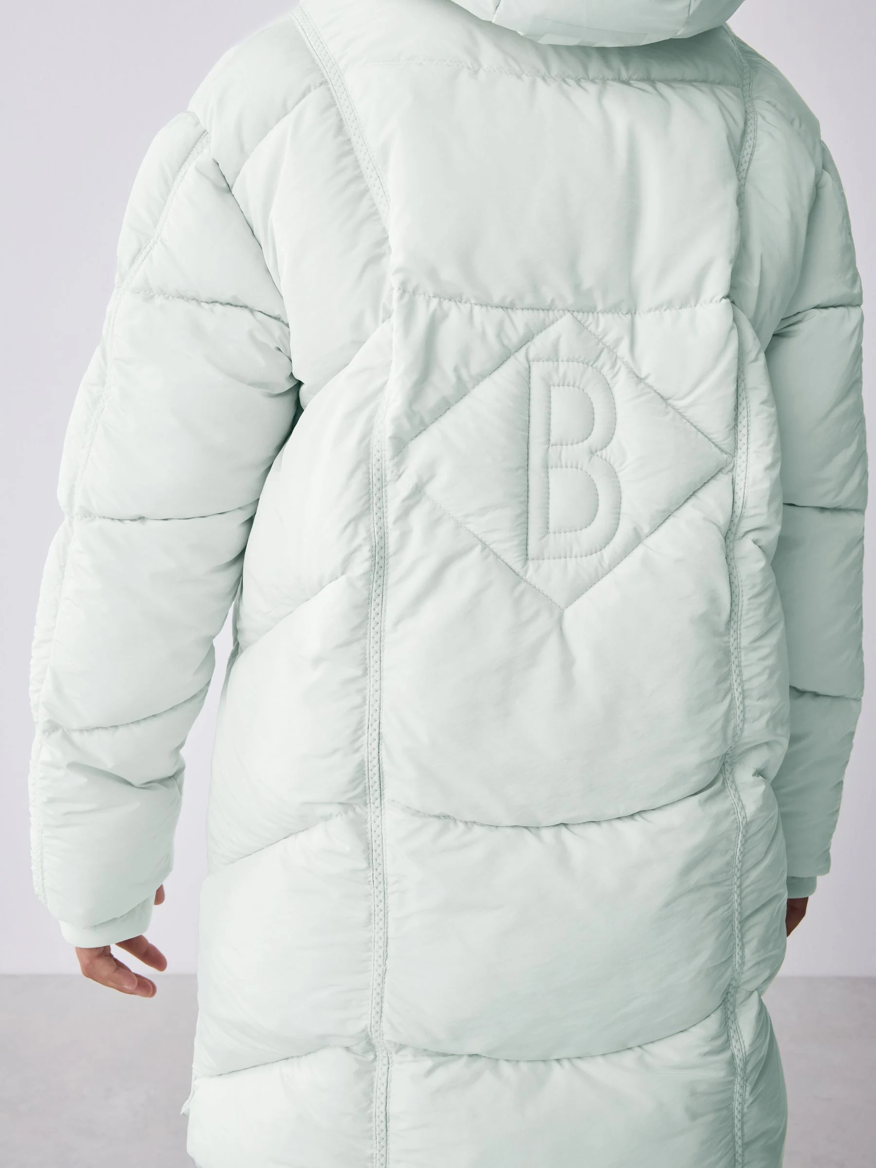 Mintgroen - Baker by Ted Baker - Regenbestendige gewatteerde jas met strikzak en V-vormige print