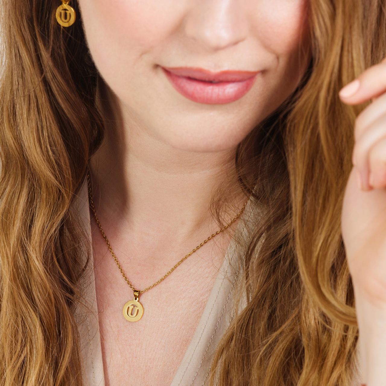 Stalen goldplated ketting met letter - U