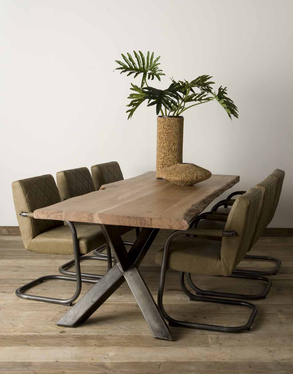 Yunta Boomstam eettafel Y-vorm 240 cm