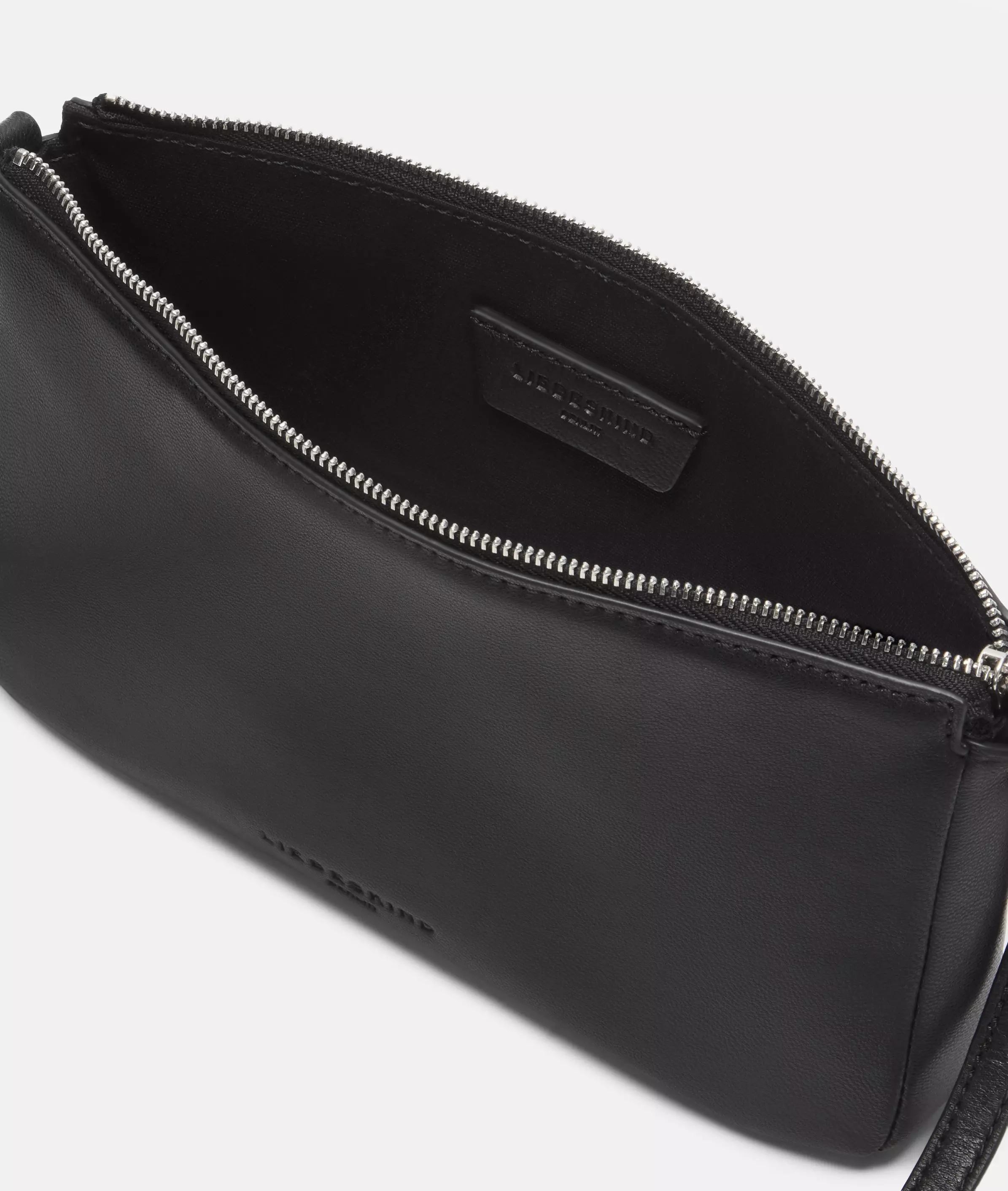 Ryker Crossbody S Handy crossbody bag made from naturally grained leather