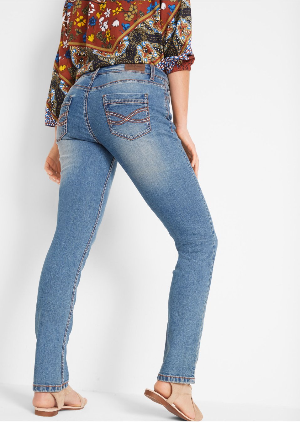 Jean extensible authentique, STRAIGHT