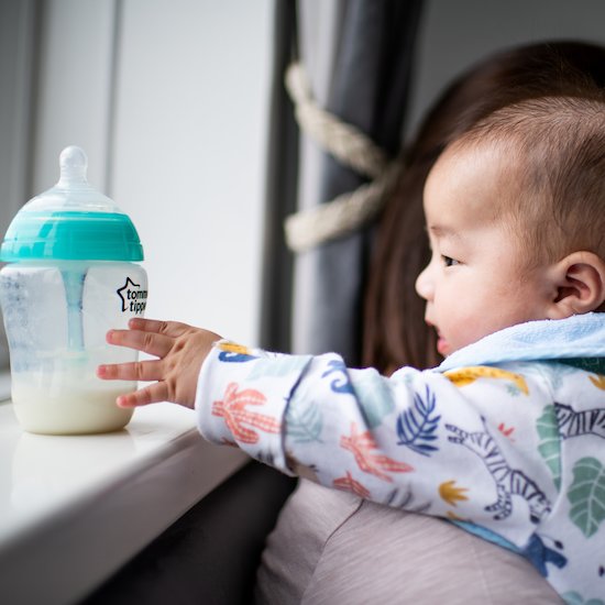 Lot de 2 tétines anti-colique   Débit rapide   de               Tommee Tippee