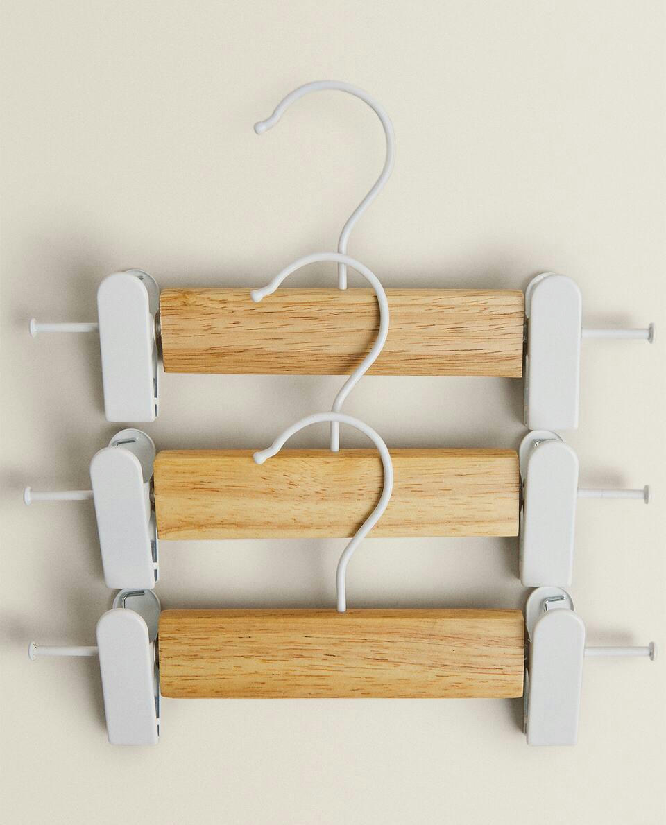 CABIDE DE MADEIRA COM CLIPS (CONJUNTO DE 3)