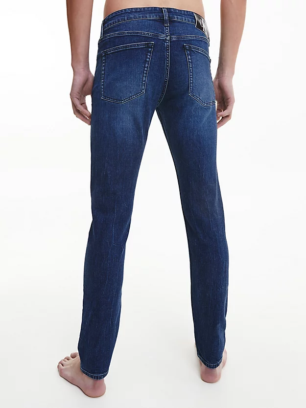 Calça jeans slim tapered