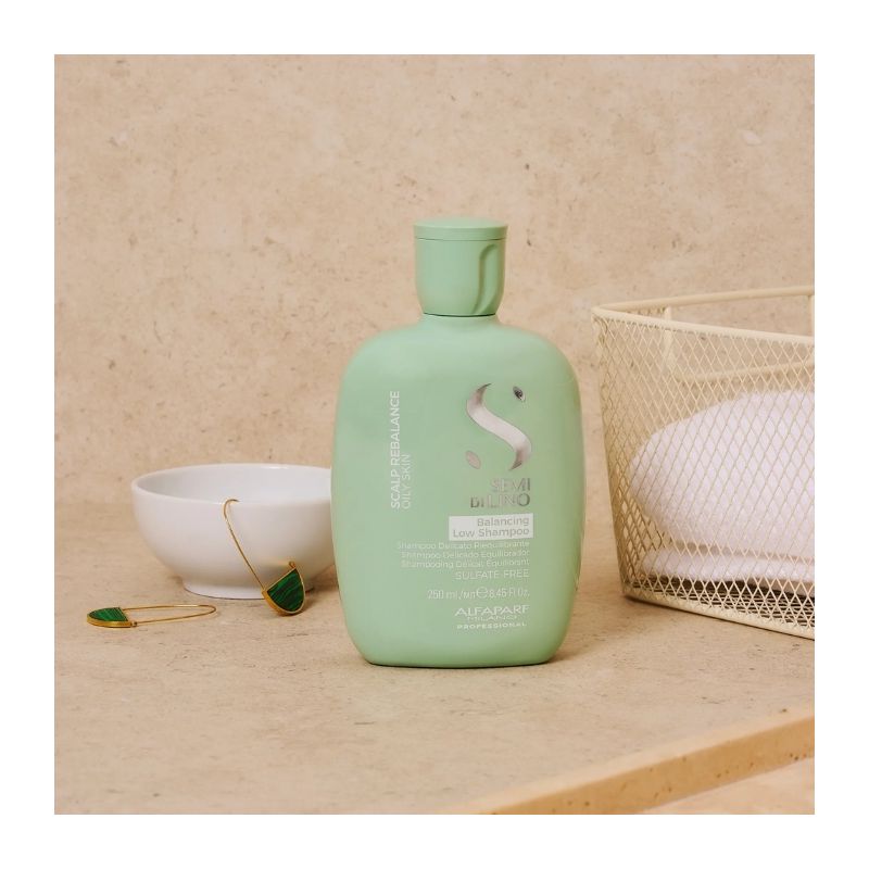 Shampooing doux rééquilibrant cuir chevelu gras Scalp Semi Di Lino 250ml
