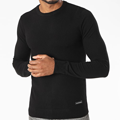 Pull Noir