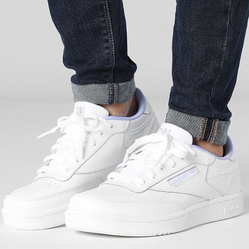 Baskets Femme Club Classic ID1956 Footwear White Lilac Glow Collegiate Gold