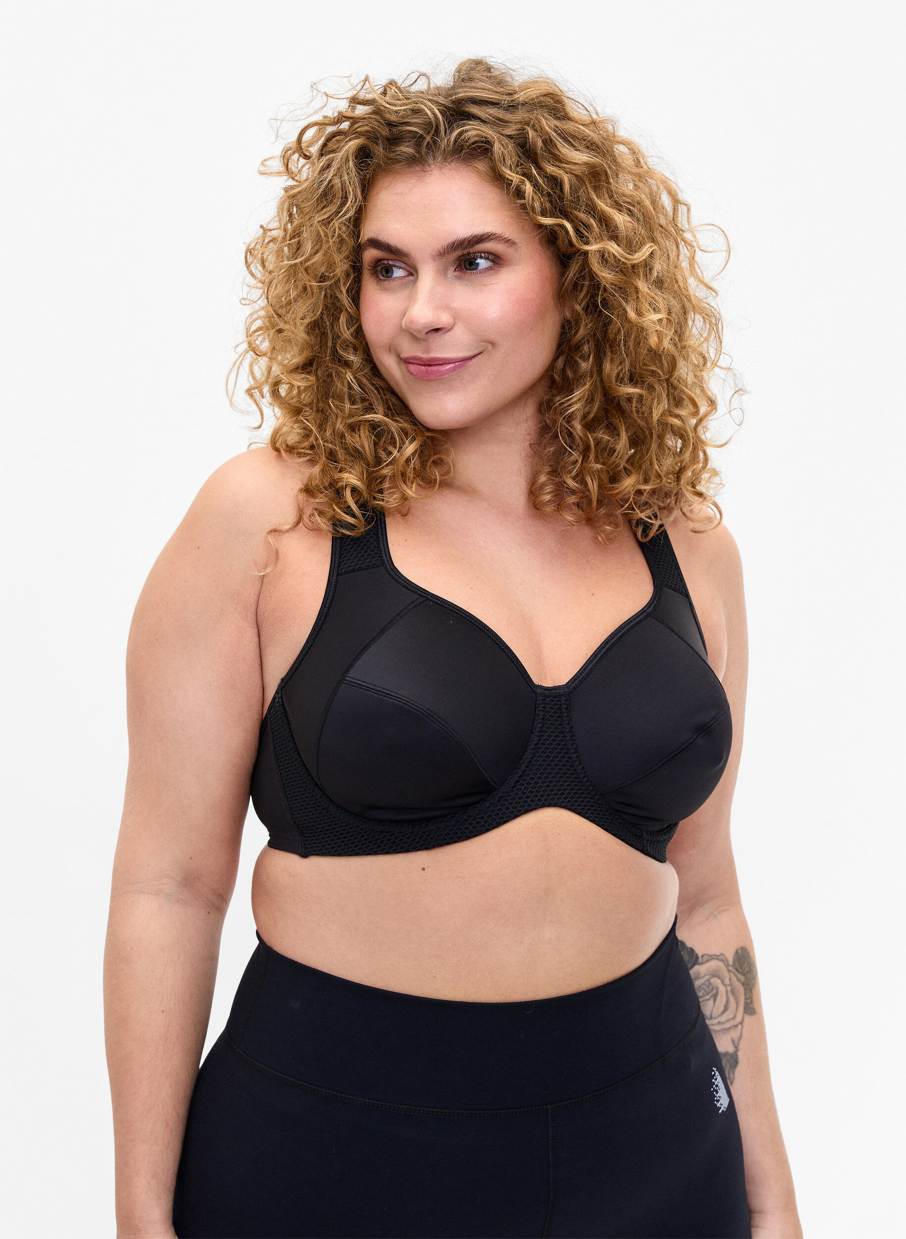 CORE, HIGH SUPPORT WIRE BRA - Sports bh med bøjle