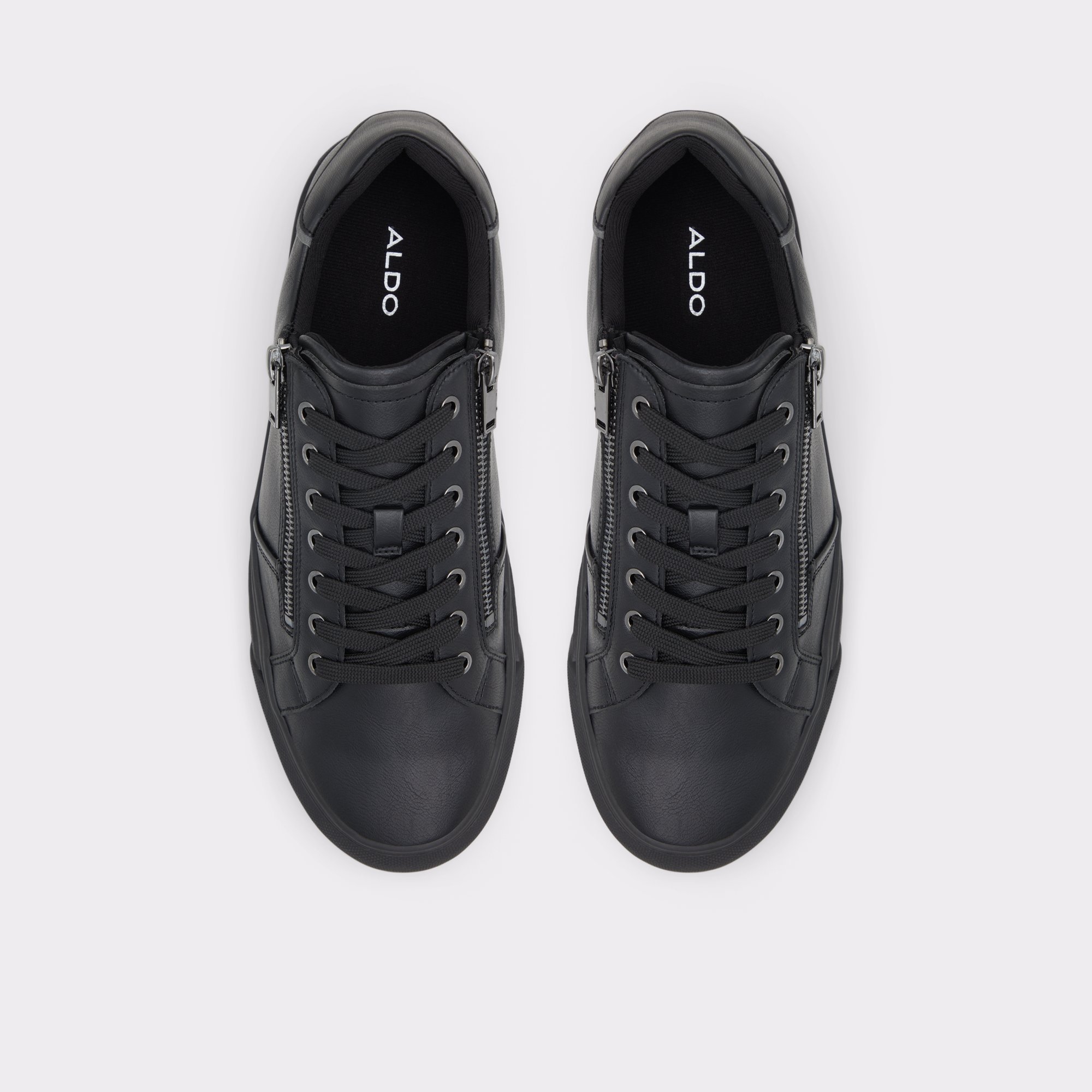 Bowsprit Black Men Low top
