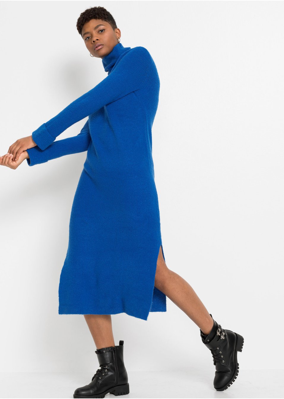 Robe en maille à col roulé