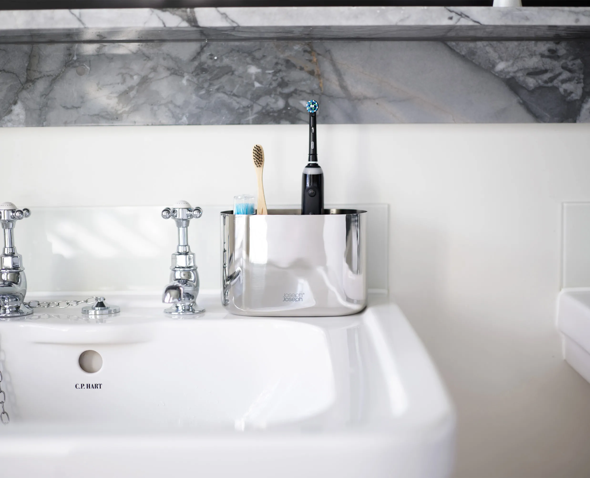 Joseph Joseph EasyStore Luxe Tandbørsteholder