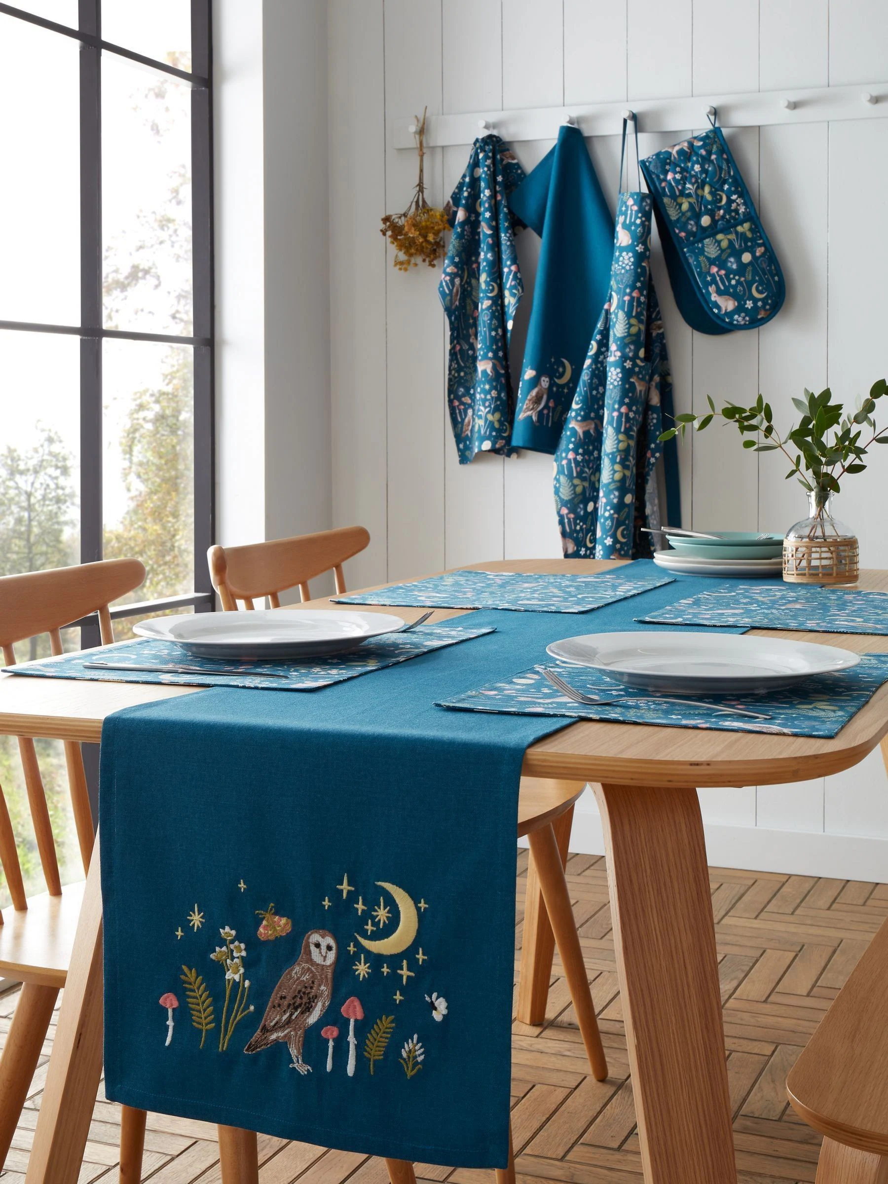 Catherine Lansfield Enchanted Twilight Animals Dining Table Runner