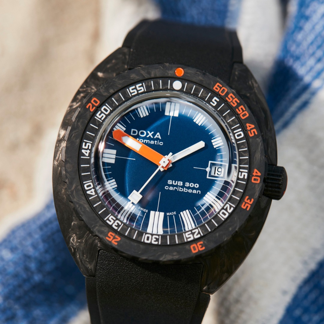 Doxa SUB 300 Carbon Caribbean