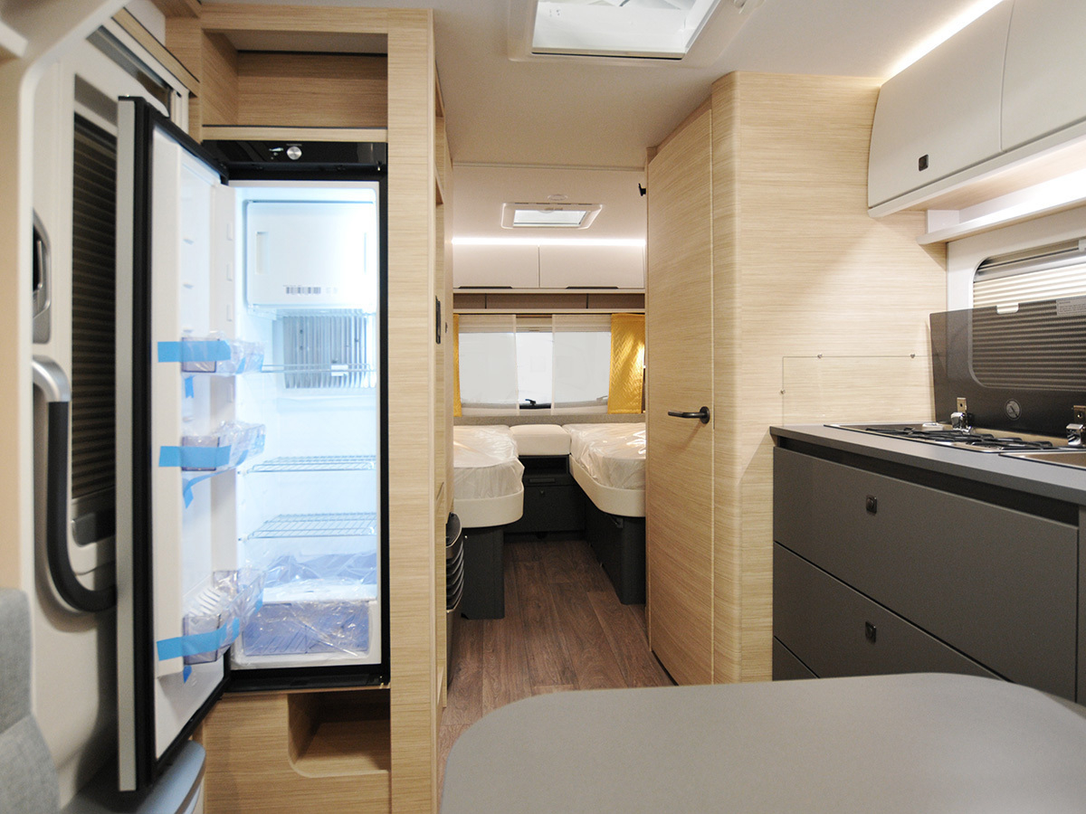 Fendt Apero 495 SG 2024 caravan
