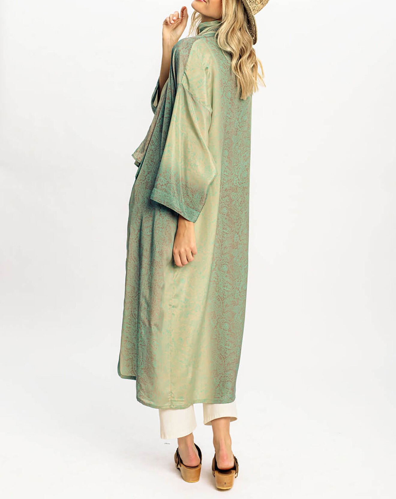 Lauren Vidal Kimono en Soie mélangée Sasha vert