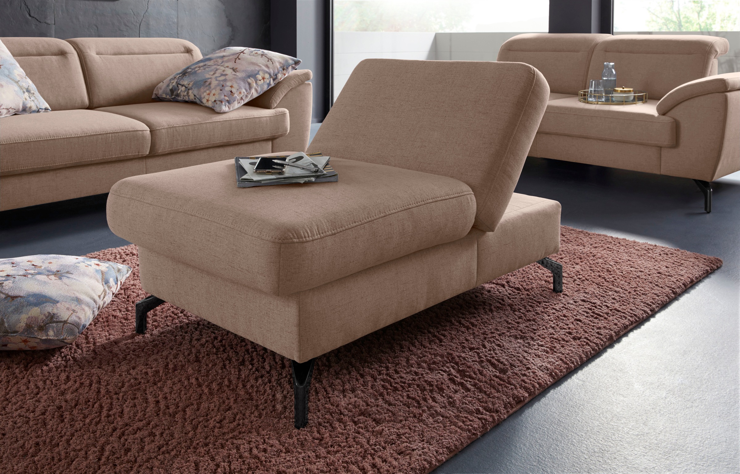 sit&more Hocker »Percy« Fusshöhe 15cm, mit Klappfunktion, wahlweise in 2 Fussfarben