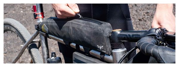 Sacoche de Cadre Apidura Racing Long Top Tube Pack 2L Noir