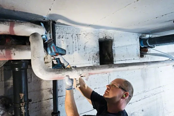 Bosch ACCuBAJONETSAV GSA 18 V-LI C SOLO L-BOXX - SOLO
