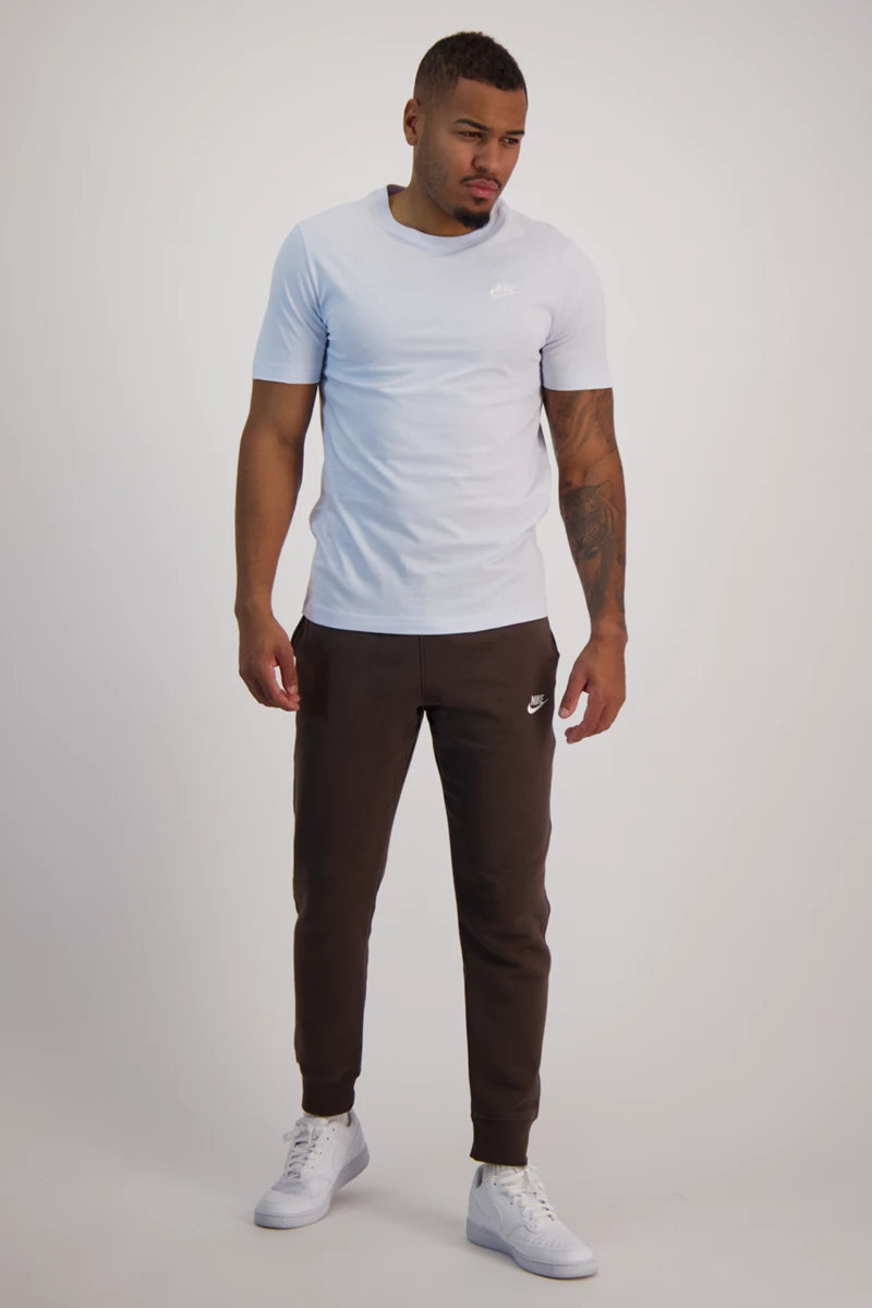 Nike Sportswear Club Herren T-Shirt