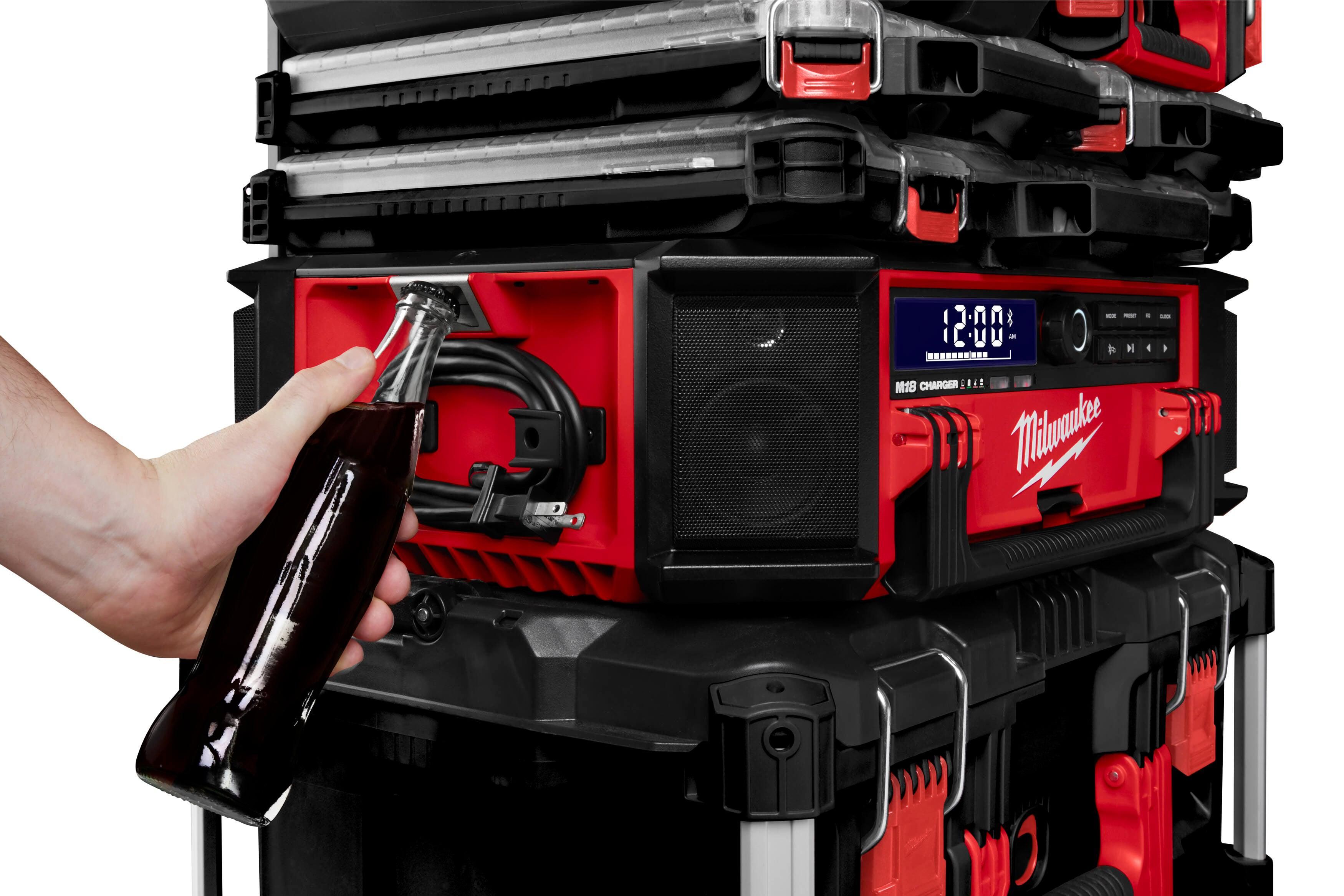 Milwaukee M18 PRCDAB -0 PACKOUT™ Radio/lader 18V Basic Body - 4933472112